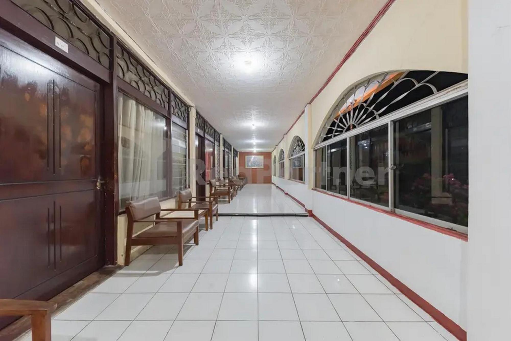 Hotel Linggarjati Near Natural Park Twa Linggarjati Extérieur photo